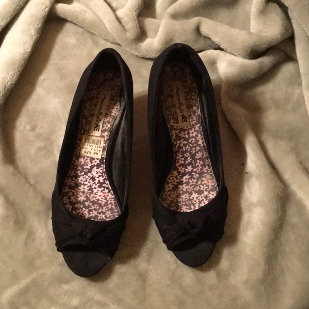 Peep toe Knot Heels